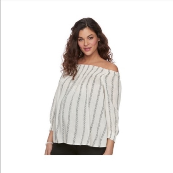 Maternity off the shoulder smocked top - Picture 1 of 4